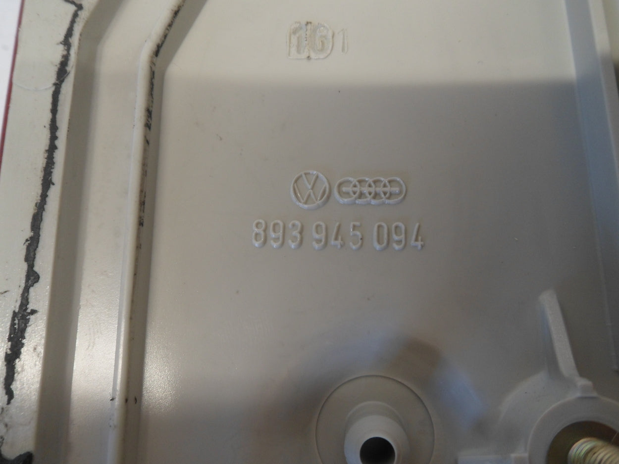 Passenger Rear Center Tailight 893945094