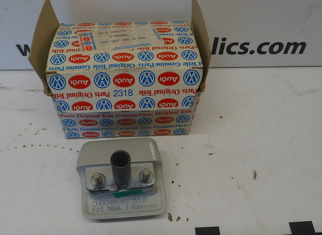 Headlight Washer Spray Nozzle(Left) 895807155A NOS