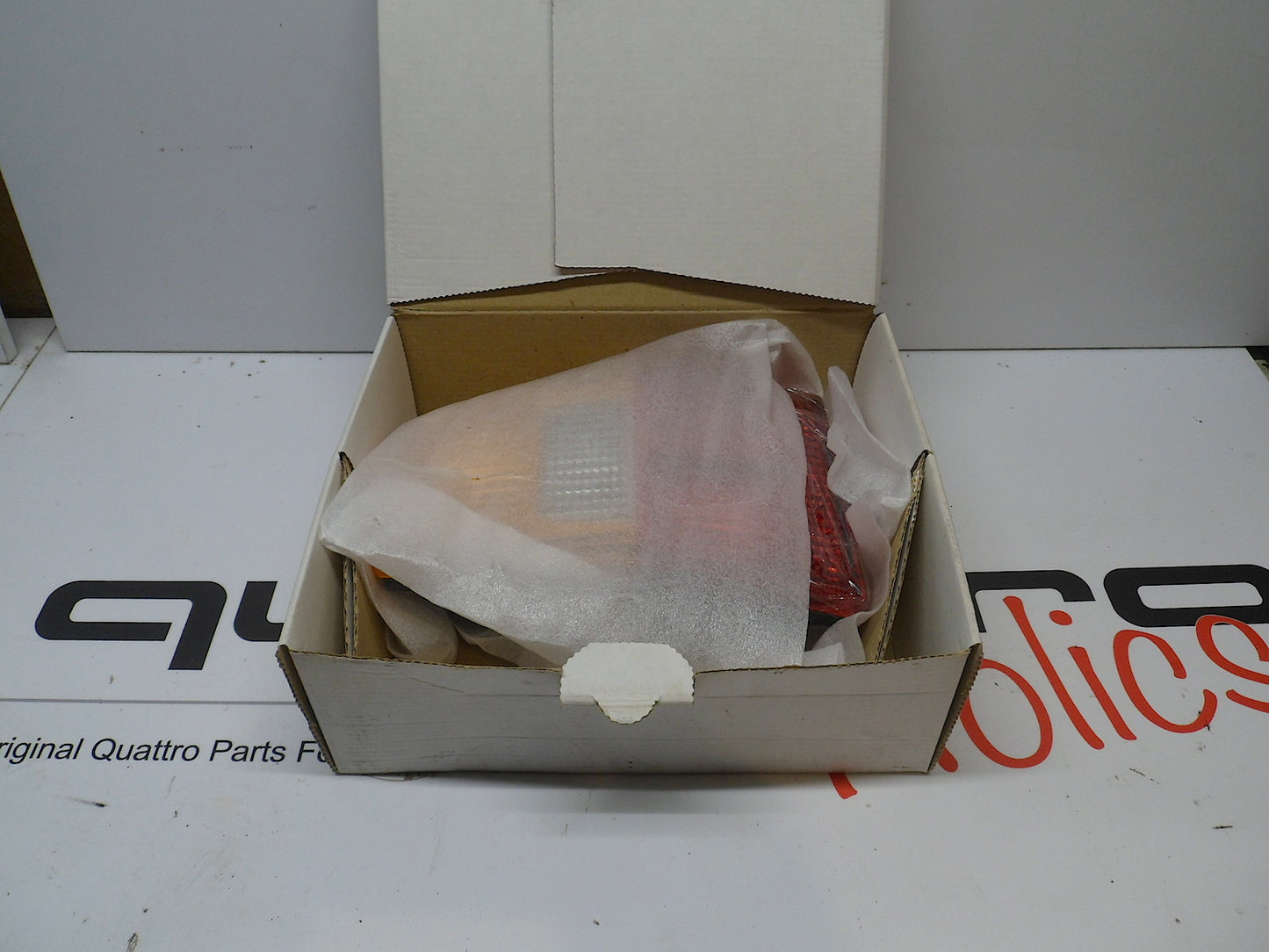 Passenger Tail Light 855945218A NOS
