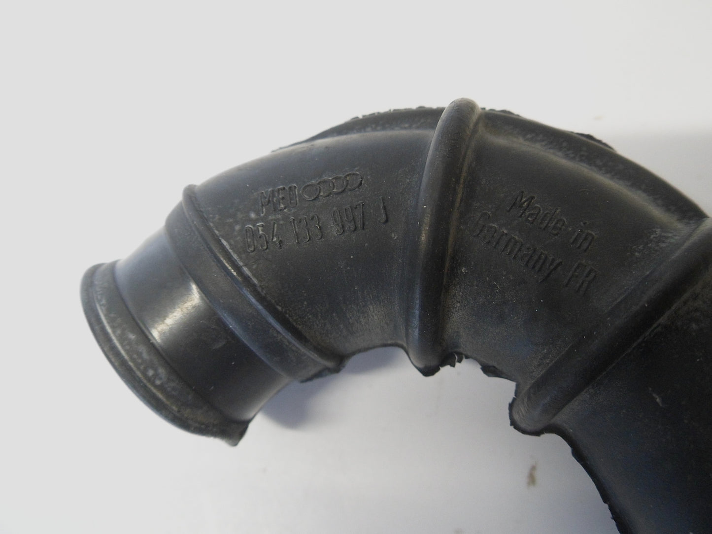 Air Intake Hose 054133997J 7A