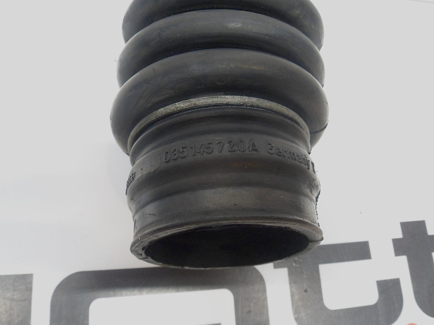 Turbo Intercooler Hose 035145720A
