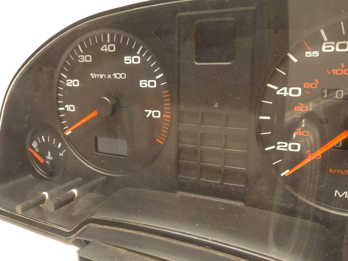 Speedometer Cluster 893919035M
