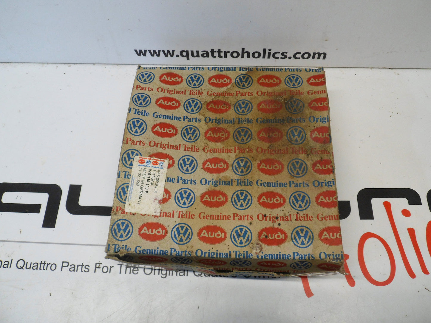 Oil Pump/Cover 078115130E NOS