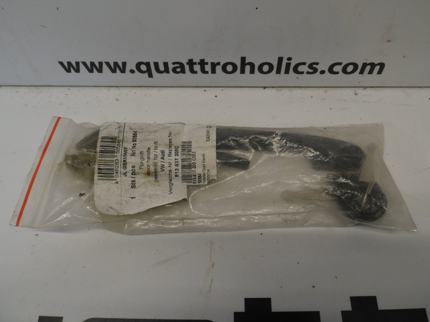 Driver Door Handle Left 813837205C  NOS
